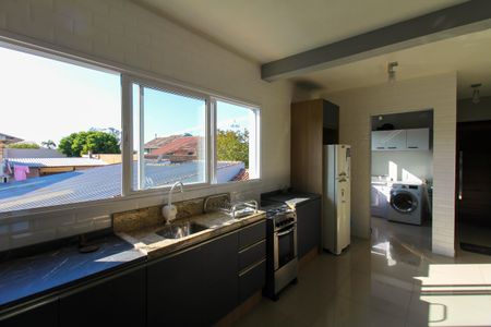 Casa à venda com 350m², 4 quartos e 4 vagas Casa à venda com 350m², 4 quartos e 4 vagasCozinha 2