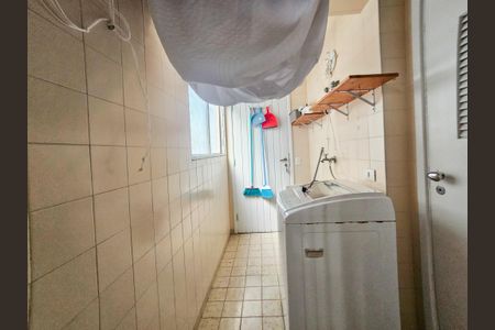 Apartamento para alugar com 70m², 2 quartos e 1 vagaÁrea de serviço