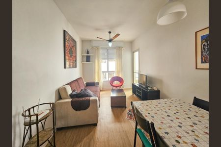 Apartamento para alugar com 70m², 2 quartos e 1 vagaSala