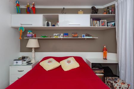 Apartamento à venda com 159m², 4 quartos e 2 vagas Apartamento à venda com 159m², 4 quartos e 2 vagasQuarto 2