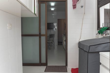 Apartamento à venda com 159m², 4 quartos e 2 vagas Apartamento à venda com 159m², 4 quartos e 2 vagasÁrea de Serviço