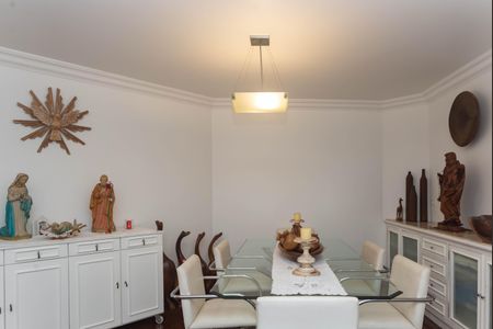 Apartamento à venda com 159m², 4 quartos e 2 vagas Apartamento à venda com 159m², 4 quartos e 2 vagasSala