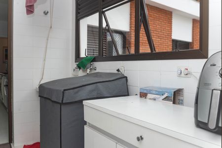 Apartamento à venda com 159m², 4 quartos e 2 vagas Apartamento à venda com 159m², 4 quartos e 2 vagasÁrea de Serviço