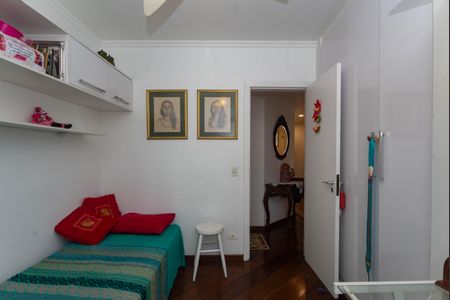 Apartamento à venda com 159m², 4 quartos e 2 vagas Apartamento à venda com 159m², 4 quartos e 2 vagasQuarto 1