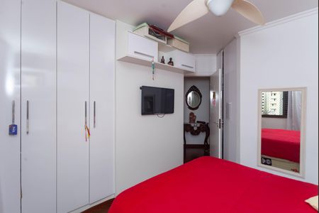 Apartamento à venda com 159m², 4 quartos e 2 vagas Apartamento à venda com 159m², 4 quartos e 2 vagasQuarto 2