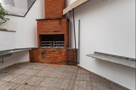 Apartamento à venda com 159m², 4 quartos e 2 vagas Apartamento à venda com 159m², 4 quartos e 2 vagasÁrea comum - Churrasqueira