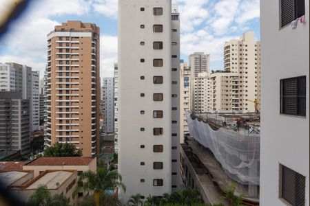 Apartamento à venda com 159m², 4 quartos e 2 vagas Apartamento à venda com 159m², 4 quartos e 2 vagasVista Quarto 3