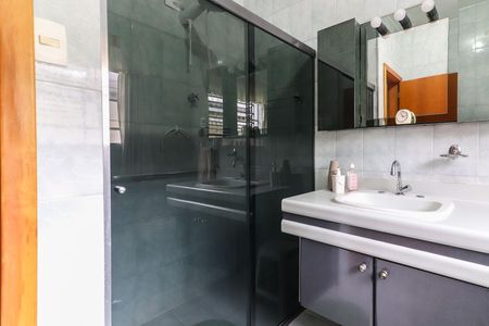 Casa para alugar com 272m², 3 quartos e 2 vagasBanheiro