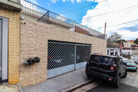 Casa para alugar com 272m², 3 quartos e 2 vagasFachada