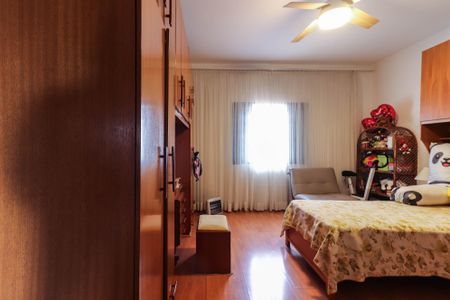 Casa para alugar com 272m², 3 quartos e 2 vagasQuarto 2