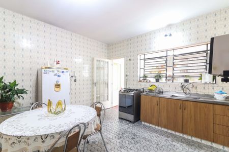 Casa para alugar com 272m², 3 quartos e 2 vagasCozinha