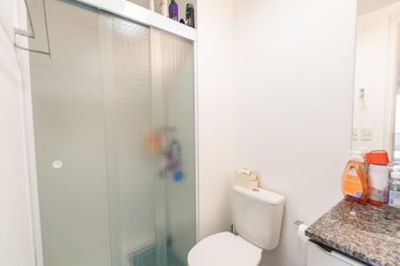 Apartamento à venda com 68m², 2 quartos e 1 vagaBanheiro da suíte 2