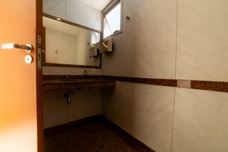 Apartamento à venda com 300m², 4 quartos e 4 vagas Apartamento à venda com 300m², 4 quartos e 4 vagasÁrea comum - Salão de festas