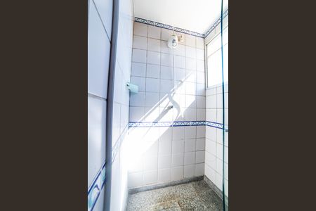 Apartamento à venda com 300m², 4 quartos e 4 vagas Apartamento à venda com 300m², 4 quartos e 4 vagasBanheiro Social 2