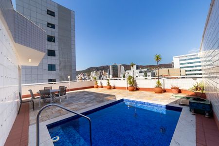 Apartamento à venda com 300m², 4 quartos e 4 vagas Apartamento à venda com 300m², 4 quartos e 4 vagasCobertura