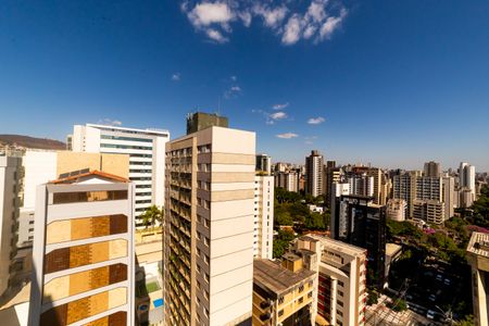 Apartamento à venda com 300m², 4 quartos e 4 vagas Apartamento à venda com 300m², 4 quartos e 4 vagasVista Cobertura