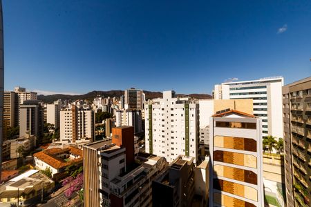 Apartamento à venda com 300m², 4 quartos e 4 vagas Apartamento à venda com 300m², 4 quartos e 4 vagasVista Cobertura