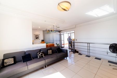 Apartamento à venda com 300m², 4 quartos e 4 vagas Apartamento à venda com 300m², 4 quartos e 4 vagasCobertura