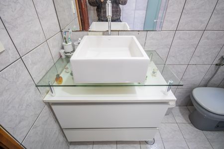 Casa à venda com 144m², 3 quartos e 2 vagas Casa à venda com 144m², 3 quartos e 2 vagasBanheiro da Suíte 1