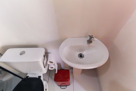 Apartamento para alugar com 27m², 1 quarto e sem vaga Apartamento para alugar com 27m², 1 quarto e sem vagaBanheiro Social
