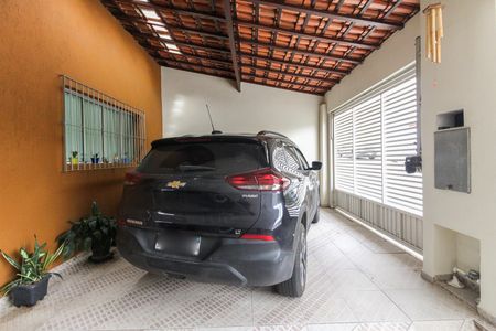 Casa à venda com 245m², 4 quartos e 3 vagas Casa à venda com 245m², 4 quartos e 3 vagasGaragem