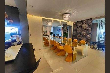 Apartamento à venda com 156m², 3 quartos e 3 vagas