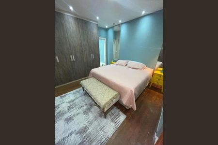 Casa à venda com 170m², 3 quartos e 5 vagas