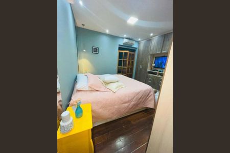 Casa à venda com 170m², 3 quartos e 5 vagas