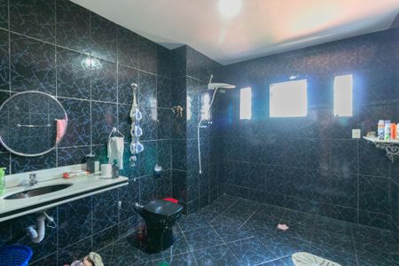 Casa à venda com 360m², 5 quartos e 4 vagasBanheiro