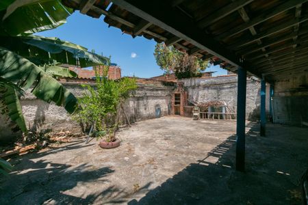 Casa à venda com 360m², 5 quartos e 4 vagasQuintal