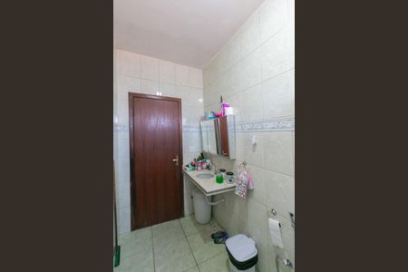 Casa à venda com 360m², 5 quartos e 4 vagasBanheiro 2