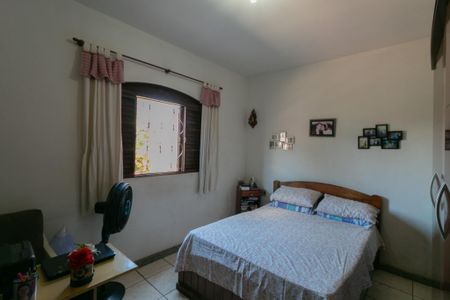 Casa à venda com 360m², 5 quartos e 4 vagasQuarto 3