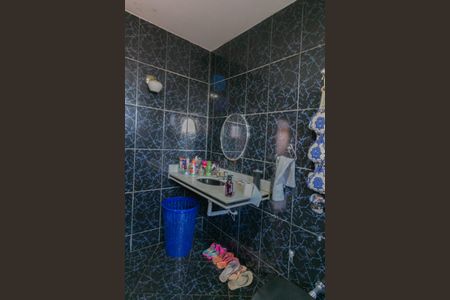 Casa à venda com 360m², 5 quartos e 4 vagasBanheiro