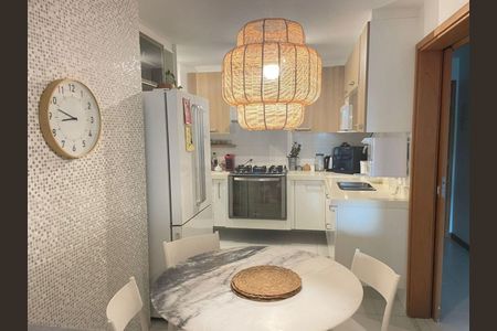Apartamento à venda com 2 quartos, 100m² em Piratininga, Niterói