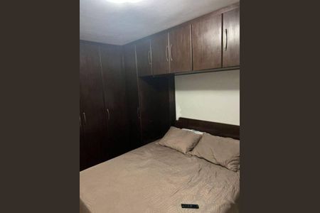 Casa à venda com 72m², 2 quartos e 2 vagas