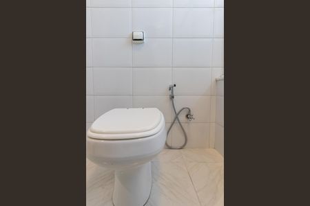 Apartamento à venda com 102m², 2 quartos e 1 vaga Apartamento à venda com 102m², 2 quartos e 1 vagaBanheiro 1