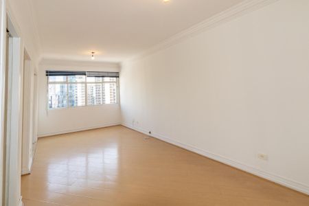 Apartamento à venda com 102m², 2 quartos e 1 vaga Apartamento à venda com 102m², 2 quartos e 1 vagaSala