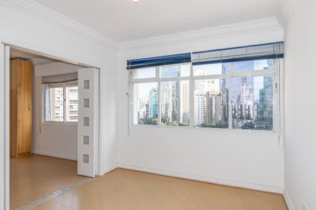 Apartamento à venda com 102m², 2 quartos e 1 vaga Apartamento à venda com 102m², 2 quartos e 1 vagaSala