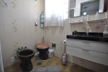 Casa à venda com 180m², 3 quartos e 3 vagasBanheiro Social