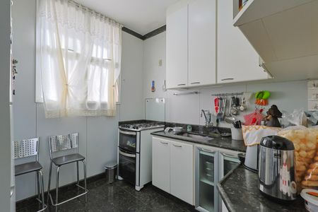 Apartamento à venda com 260m², 3 quartos e 2 vagas Apartamento à venda com 260m², 3 quartos e 2 vagasCozinha