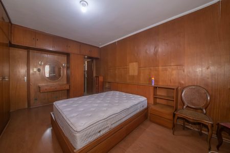 Casa à venda com 260m², 3 quartos e 9 vagasSuíte