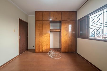 Casa à venda com 260m², 3 quartos e 9 vagasQuarto 2