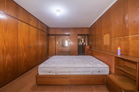 Casa à venda com 260m², 3 quartos e 9 vagasSuíte