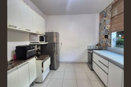 Casa à venda com 180m², 4 quartos e 1 vagaCozinha