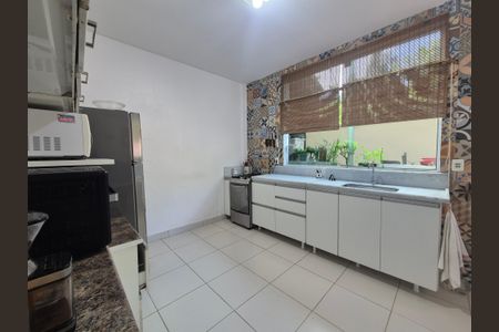 Casa à venda com 180m², 4 quartos e 1 vagaCozinha