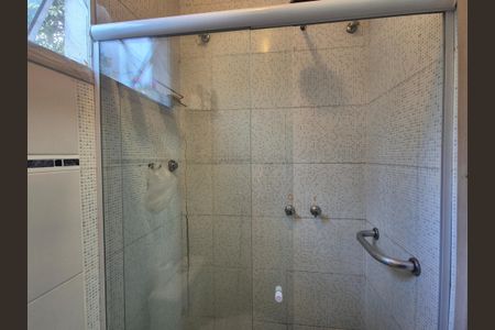 Casa à venda com 180m², 4 quartos e 1 vagaBanheiro da Suíte 1