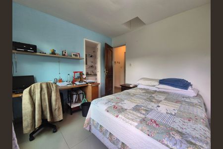 Casa à venda com 180m², 4 quartos e 1 vagaSuite 3