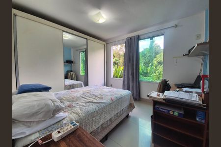 Casa à venda com 180m², 4 quartos e 1 vagaSuite 3