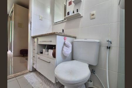 Casa à venda com 180m², 4 quartos e 1 vagaBanheiro da Suíte 4