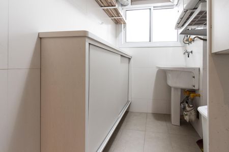 Apartamento à venda com 81m², 2 quartos e 2 vagasÁrea de Serviço